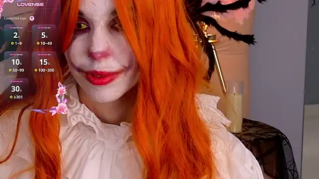 SandraTucker live cam on Stripchat
