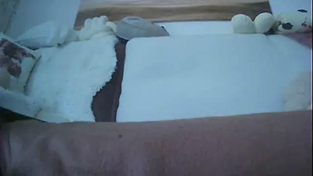 uffty96 live cam on Stripchat