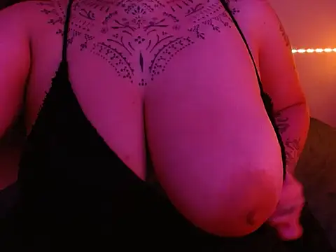 vaholiver live cam on Stripchat