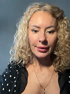 Tania201243