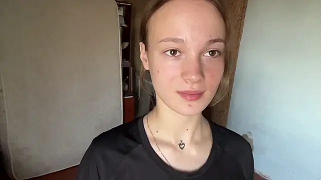 BrittanyLebowitz live sex cam