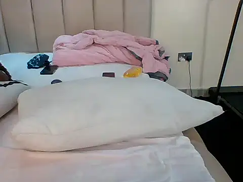 Petite_Baybee的直播畫面