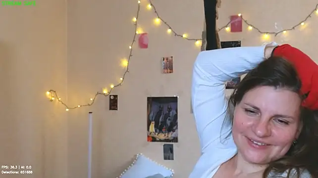 Mirabelle_Velvet