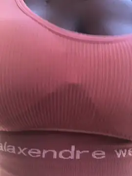 Red_Fruit live cam on Stripchat