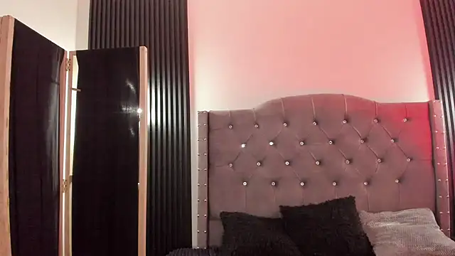 Scarbadgirl_ live cam on Stripchat