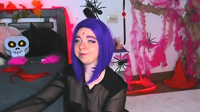 AlexxisSkky live cam on Stripchat