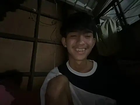 Hardfucker_Charles live now