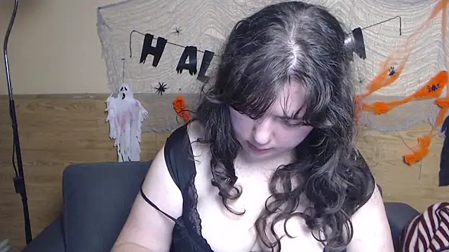 NeonilaLisova live cam on Stripchat