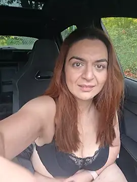 MissSubmission live now
