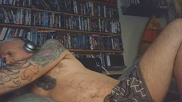 overmydadbody222 live sex cam