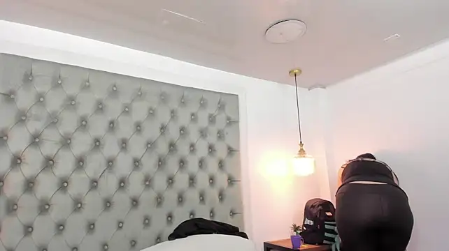 anette_cooper live cam on Stripchat