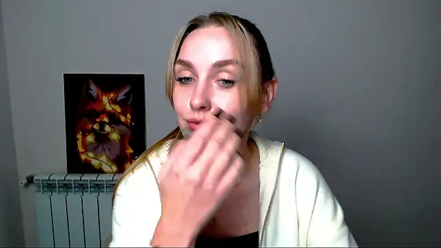Doll_Angelina live cam on Stripchat