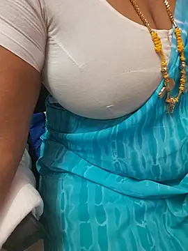 Tamil_Ammani live cam on Stripchat