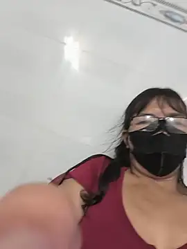 Pussy-xx live cam on Stripchat