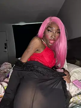 Loopsies live cam on Stripchat