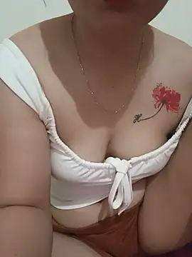 Off_all live cam on Stripchat