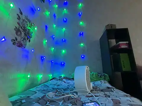 Svetlysvet live cam on Stripchat