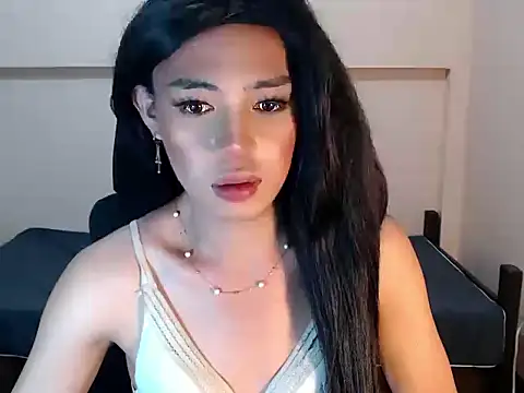 uralexaxxx live cam on Stripchat