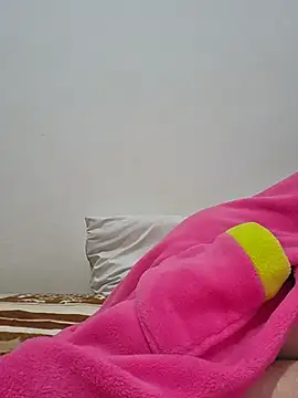 altinya live cam on Stripchat
