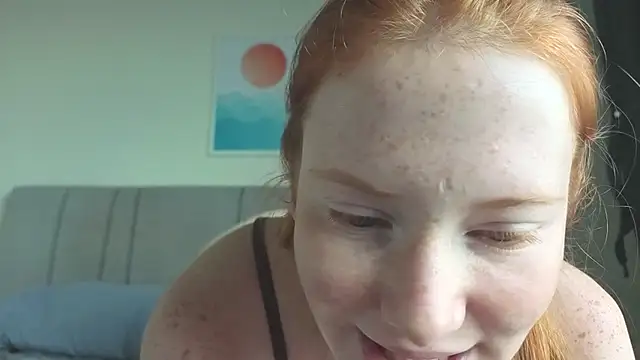 FiaMoor live cam on Stripchat