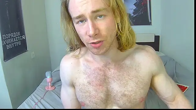 Snow-Bars77 live cam on Stripchat