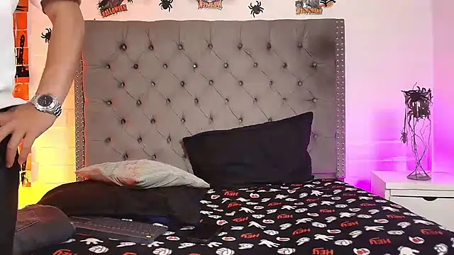 Luxury_loverss live cam on Stripchat