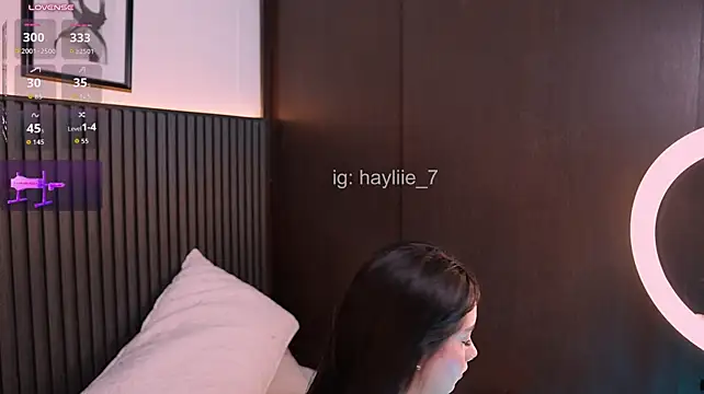 haylie_ live cam on StripChat