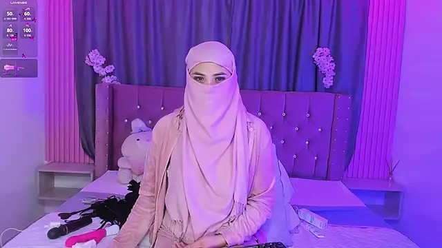 Nayla-Mouna live cam preview