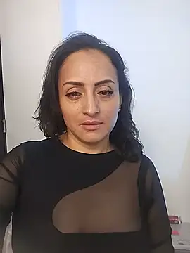 evazul live cam on Stripchat