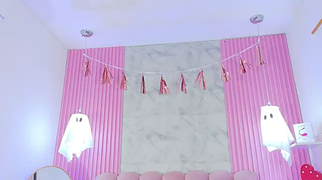 ArianaRougee