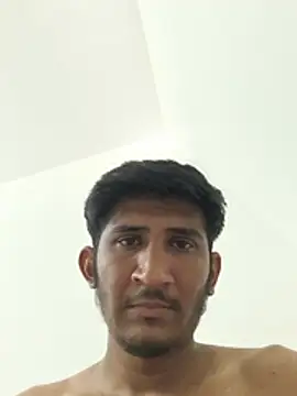 Shaktihwhwh live cam on Stripchat