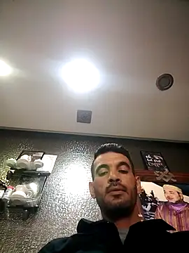 Rbati7way live cam on Stripchat