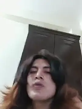 CrazyOtaliya live cam on Stripchat