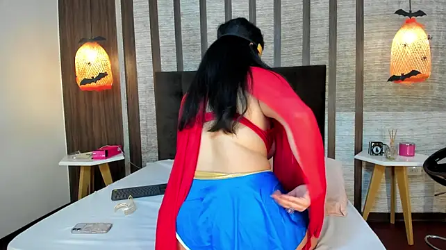 Hannah_Cross