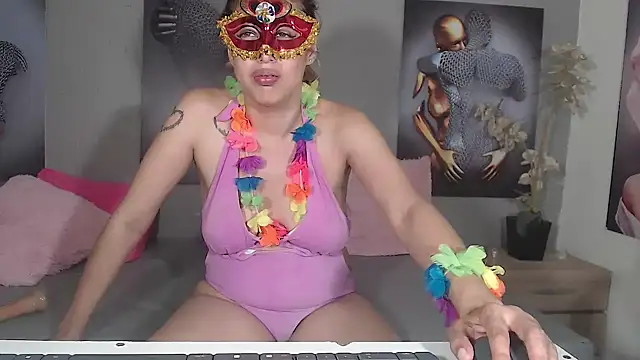 AntonellaBlanc live cam on Stripchat