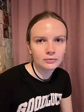 im_cutiee的直播画面