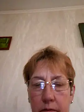 MeryLive59011 live cam on Stripchat