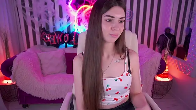 KylieJoyys live cam on StripChat