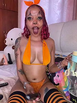 sexy_smiley live cam on Stripchat