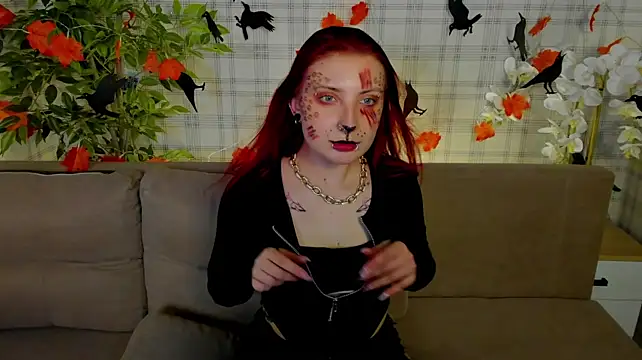 Lilit_Fire live cam on Stripchat