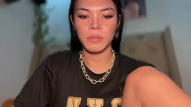 Model: Sultry_Aya22