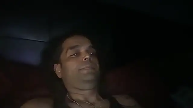 icebergslim281 live cam on Stripchat