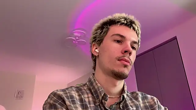 jeremy1scott (M young) - 🔥  Stroking fun