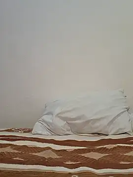altinya live cam on Stripchat
