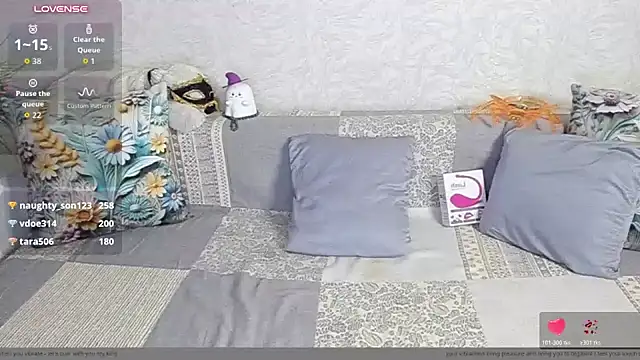 AgataFoxx live cam on Stripchat