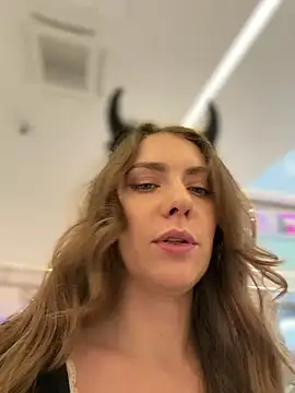 MariiD live cam on Stripchat