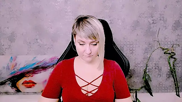 Djullia live cam on Stripchat