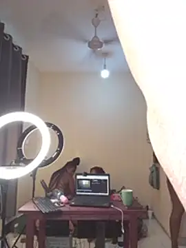 Lil_miss_chubby live now