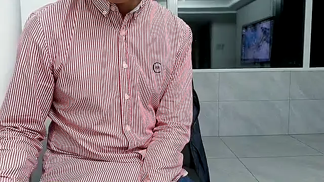 nole_china7 live cam on Stripchat