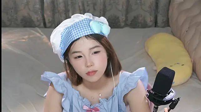 xiaolaopo님의 방송 화면
